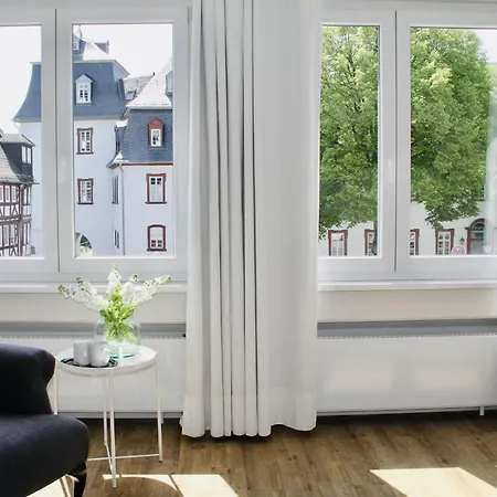 Bartmanns Haus & Schwan Gmbh 3*