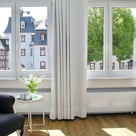 Bartmanns Haus & Schwan Gmbh